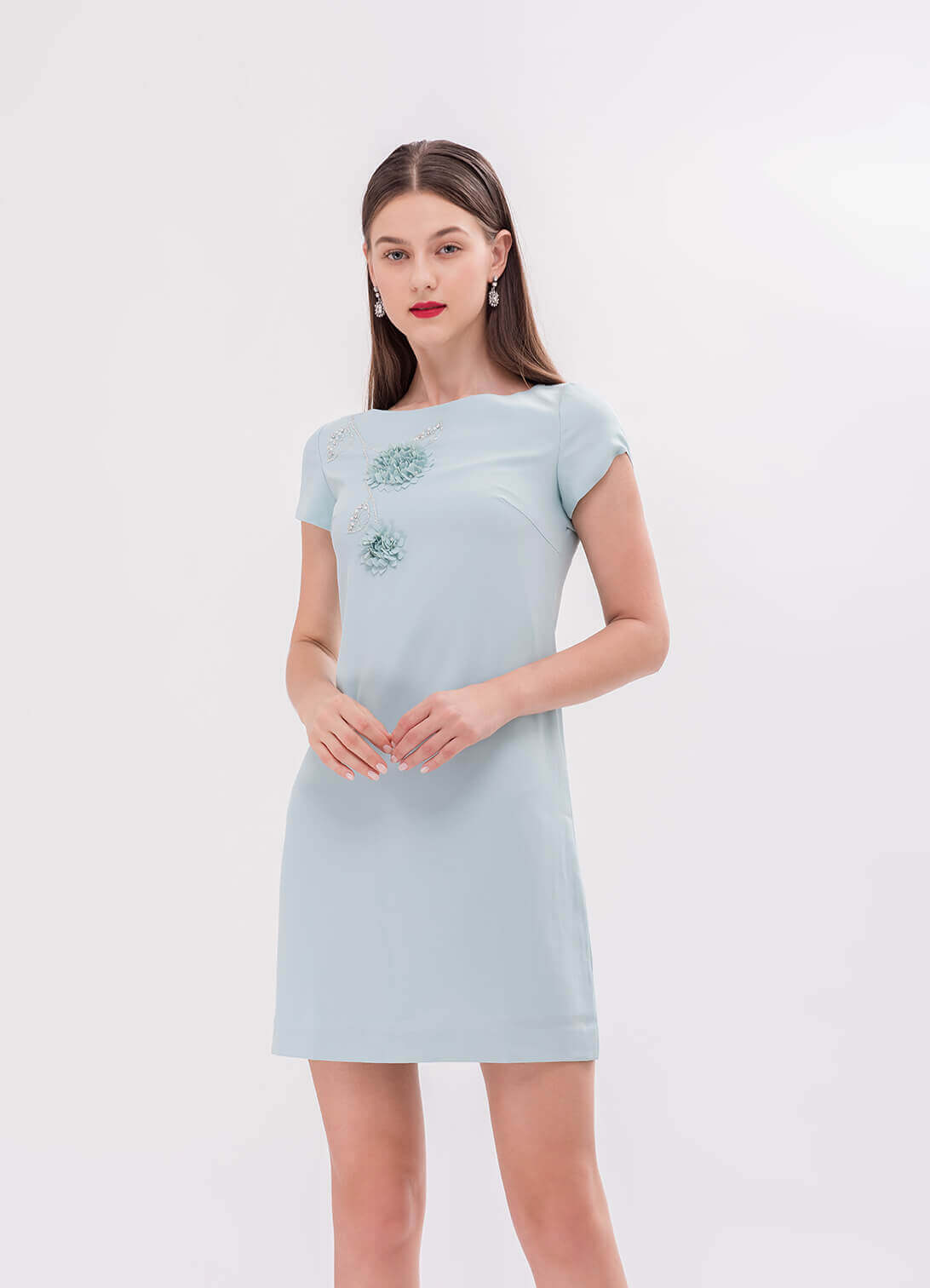 Đầm Linen Thêu Lá xanh Và Hoa Tú Cầu Vintage | LAM HOUSE