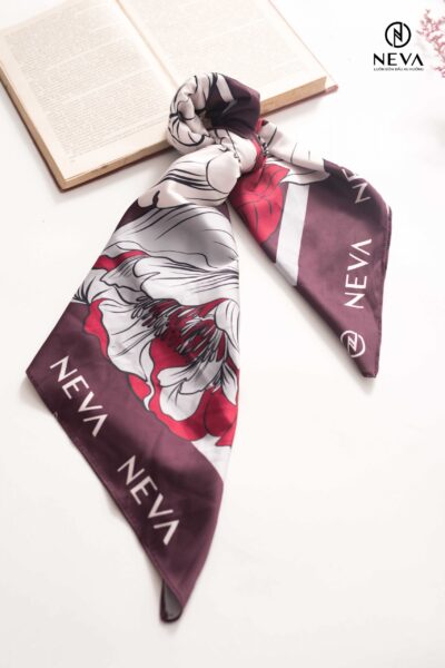 Alternative view of KHĂN LỤA CAO CẤP B870002