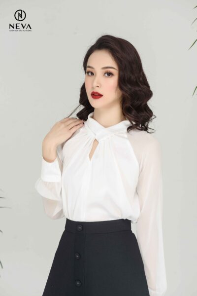 Alternative view of 20F2W140124T010 SM