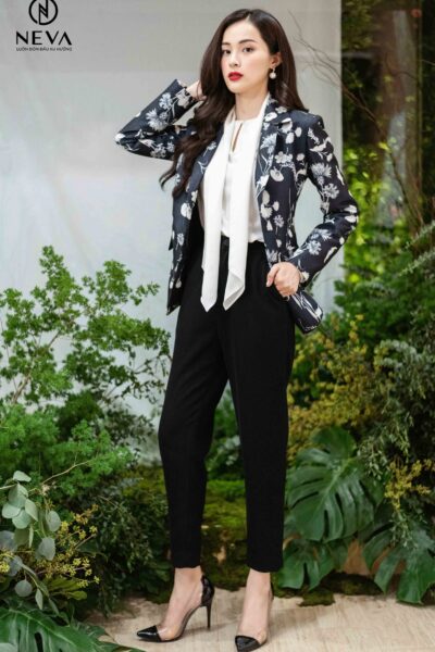 Alternative view of 20F3W220180T011