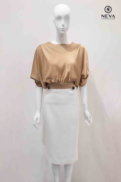 Alternative view of Áo cộc tay NEVA xẻ vai màu be 21S1B130056T019