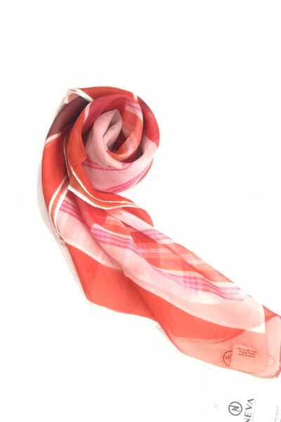 Alternative view of Khăn lụa cao cấp 21S4B870334H012