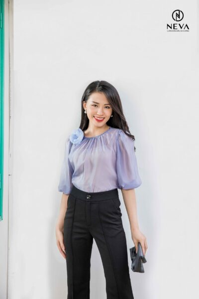 Alternative view of ÁO SƠ MI TÍM DÀI TAY CÓ HOA21S2W140291P016