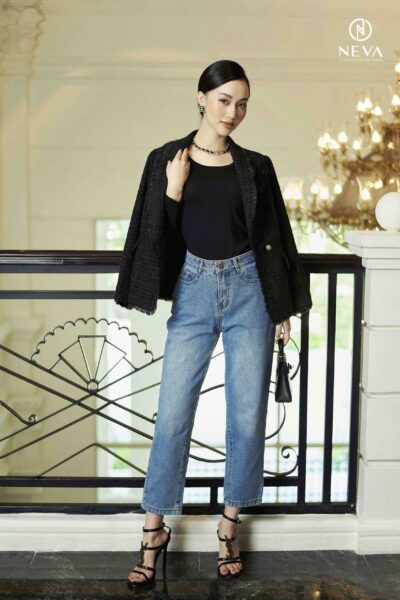 Alternative view of Vest tweed đen đính hoa cài 21F2W620405T011