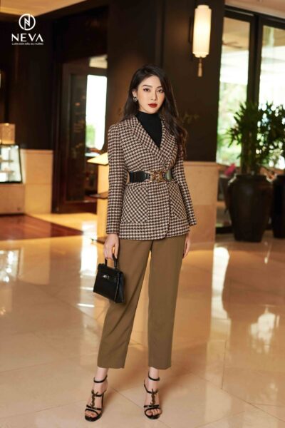 Alternative view of Áo khoác dạ họa tiết  nanh sói 21F1W620406K022