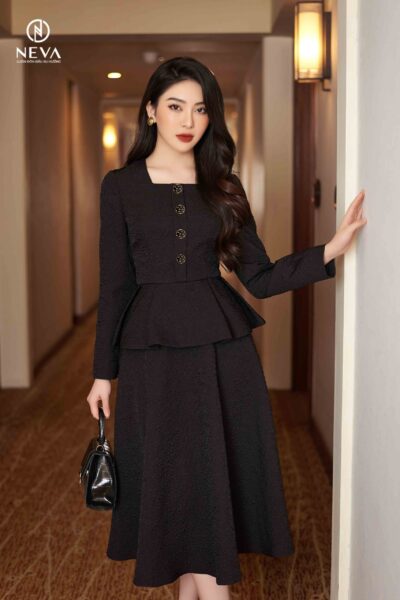 Alternative view of Áo peplum cổ U 21F2W620443T011