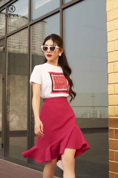 Alternative view of Chân váy bèo nhún bất đối xứng 22S2W300498T021