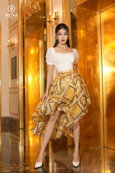 Alternative view of Chân váy highlow in họa tiêt Baroque 22S2W320495H013