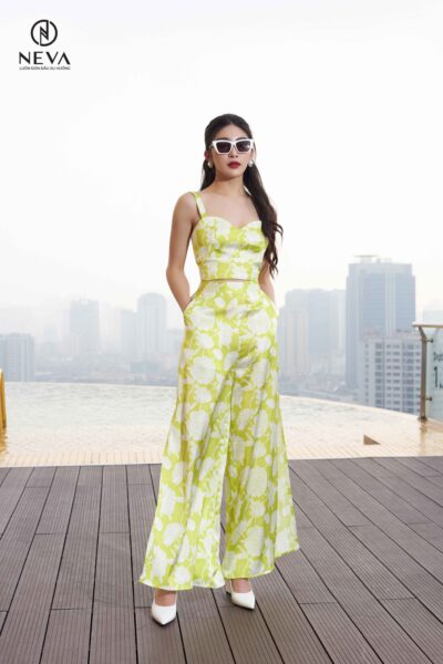 Alternative view of Áo 2 dây croptop in hoa peoni 22S2W110490H014