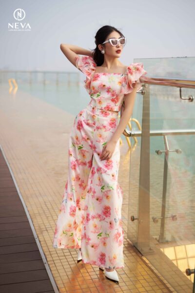 Alternative view of Quần xuông in hoa hồng màu nước 22S2W220506H021