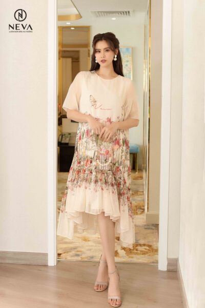 Alternative view of Đầm suông A in hoa chân 22S2W430518H019