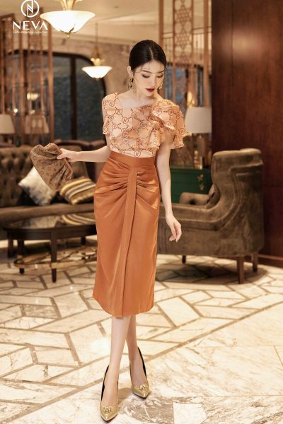 Alternative view of Chân váy lụa nhún lệch 22S2W310532T022