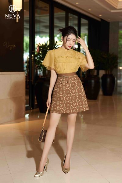 Alternative view of Chân váy tuýt si in họa tiết logo Neva 22S2W300592H022