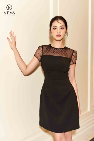 Alternative view of Đầm dáng A can phối ngực ren lưới 22S3W430629T011