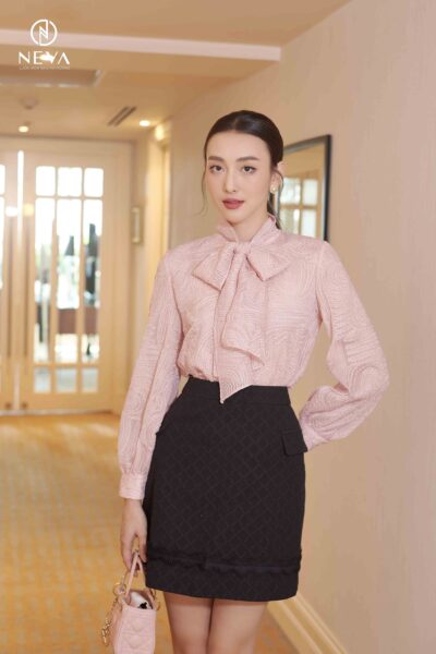 Alternative view of Chân váy mini dáng A màu đen 22F3W300635T011