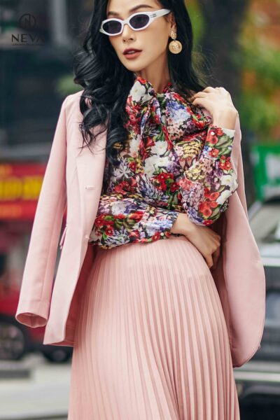 Alternative view of Chân váy midi hồng dập nhăn 22F2W320671T021