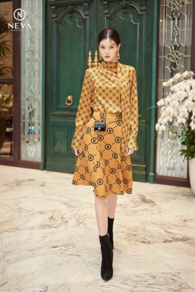 Alternative view of Sơ mi cổ vạt khăn logo Neva 22F2W140656H022