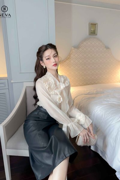 Alternative view of Chân váy da 22F3W300721T011