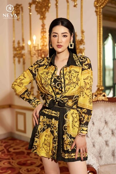 Sơ mi in Baroque nền đen 22S2W140557H011