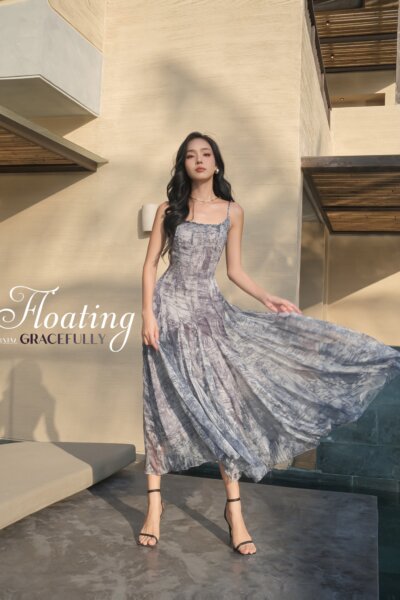 Alternative view of Đầm 2 dây 𝐅𝐥𝐨𝐚𝐭𝐢𝐧𝐠 𝐆𝐫𝐚𝐜𝐞𝐟𝐮𝐥𝐥𝐲 24S1W420002H020