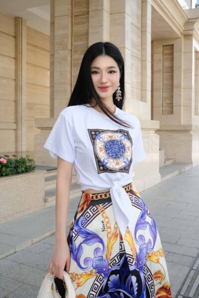 Áo phông Lycoris radiata 24S1W500031H016