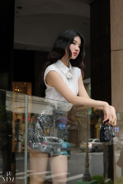 Alternative view of Chân váy lưới sequin Yashita 24S1W300031H011