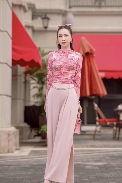 Alternative view of Quần ống xuông màu hồng pastel Spring Elegance 24S1W228002T021