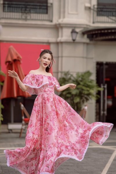 Đầm trễ vai bèo ngực Ivory Romance 24S1W428012H021