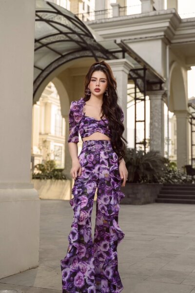 Quần dáng xuông , cạp cao Crimson Whispers 25S1W224002H018