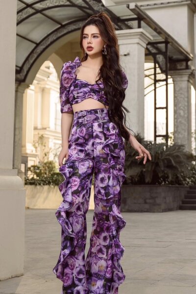 Alternative view of Quần dáng xuông , cạp cao Crimson Whispers 25S1W224002H018