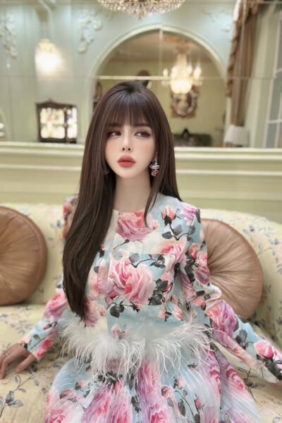 Alternative view of Áo vest dáng ngắn có viền lông 25S1W620087H015