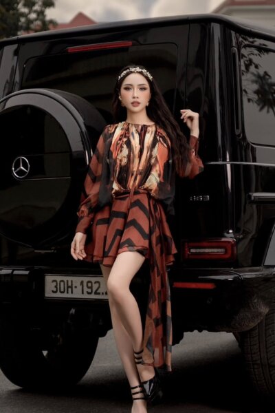 Đầm liền dáng ngắn rủ xòe Solaris 25S1W443001H013