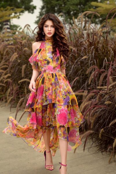 Đầm maxi yếm trẻ trung Sunlit Melody 25S1W429002H017