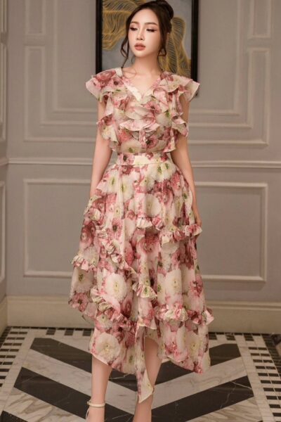 Chân váy xòe midi với nhiều đường cắt cầu kỳ kẹp bèo layer đẹp mắt Celestial Drift 25S1W322008H021