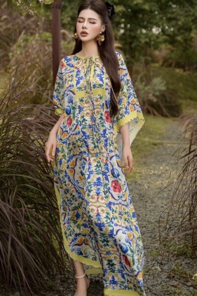 Alternative view of Đầm maxi xuông rộng cổ tròn Canto delle Mani 25S1W433003H015