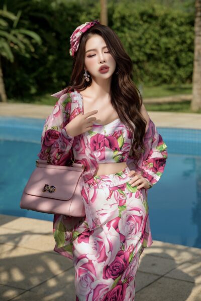 Áo bra được cắt tạo form ngực cầu kỳ Aurelia 25S1W116003H021