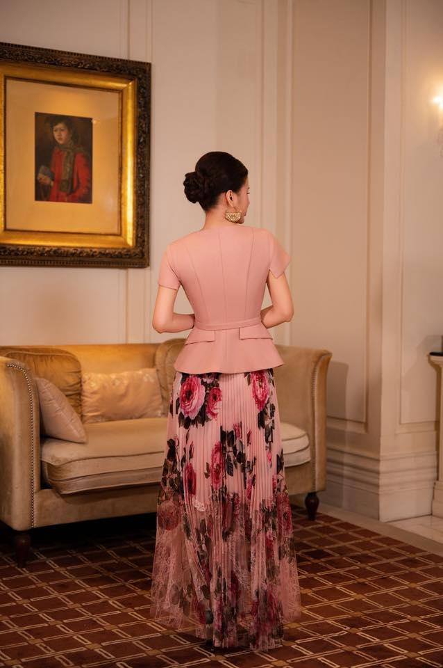 Áo vest công sở cộc tay Juliet Royale 25S1W130202H021 - Ảnh 10