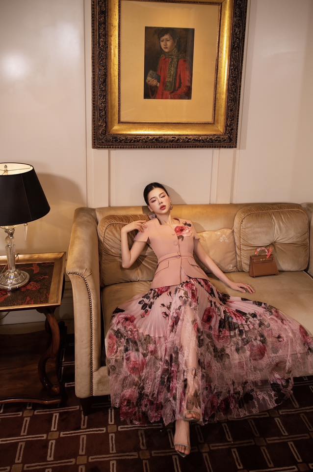 Áo vest công sở cộc tay Juliet Royale 25S1W130202H021 - Ảnh 4