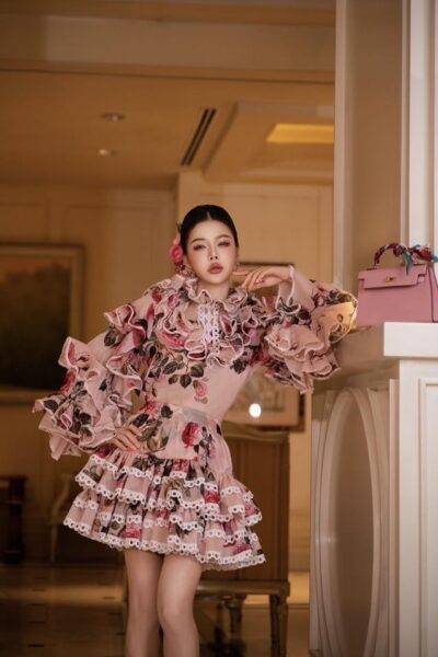 Alternative view of Áo sơ mi bèo nhiều tầng cầu kỳ The Silent Crown 25S1W140203H021