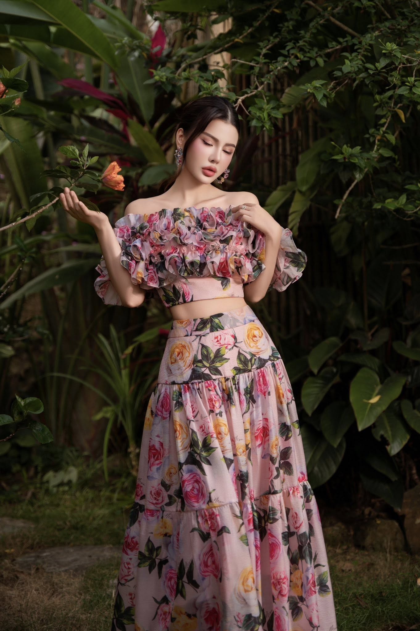 Áo croptop với nhiều tầng bèo trẻ trung Origin Neva 26S1W130303H021 - Ảnh 3